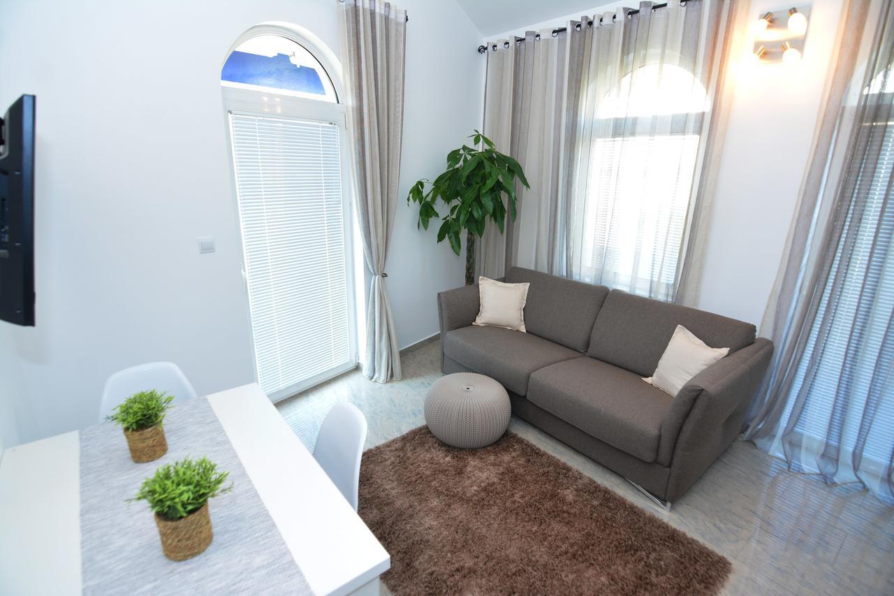 Tropicoco Apartments Tivat Exterior foto