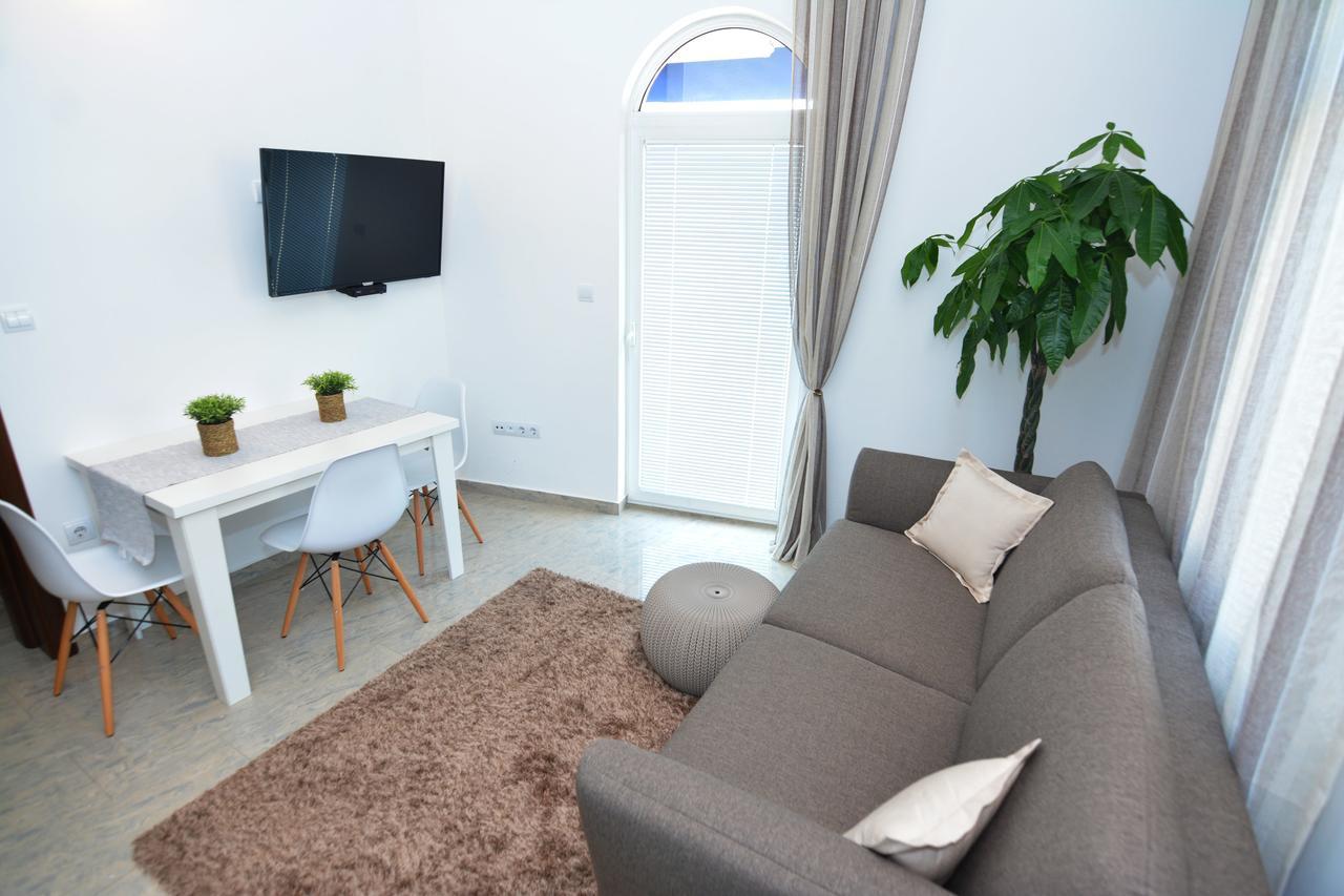 Tropicoco Apartments Tivat Exterior foto